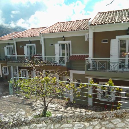 Apartamento Dogis Retreat Agia Efimia Exterior foto