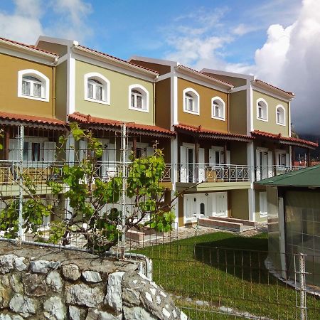 Apartamento Dogis Retreat Agia Efimia Exterior foto