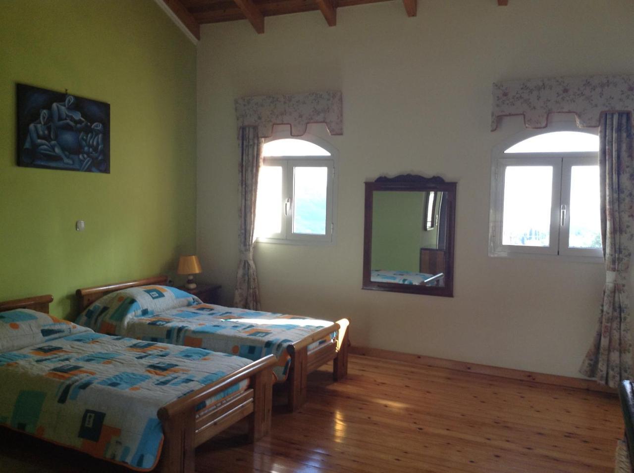Apartamento Dogis Retreat Agia Efimia Exterior foto
